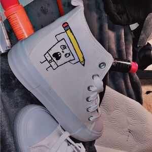 No Boundaries~Doodlebob White High-Top Sneakers